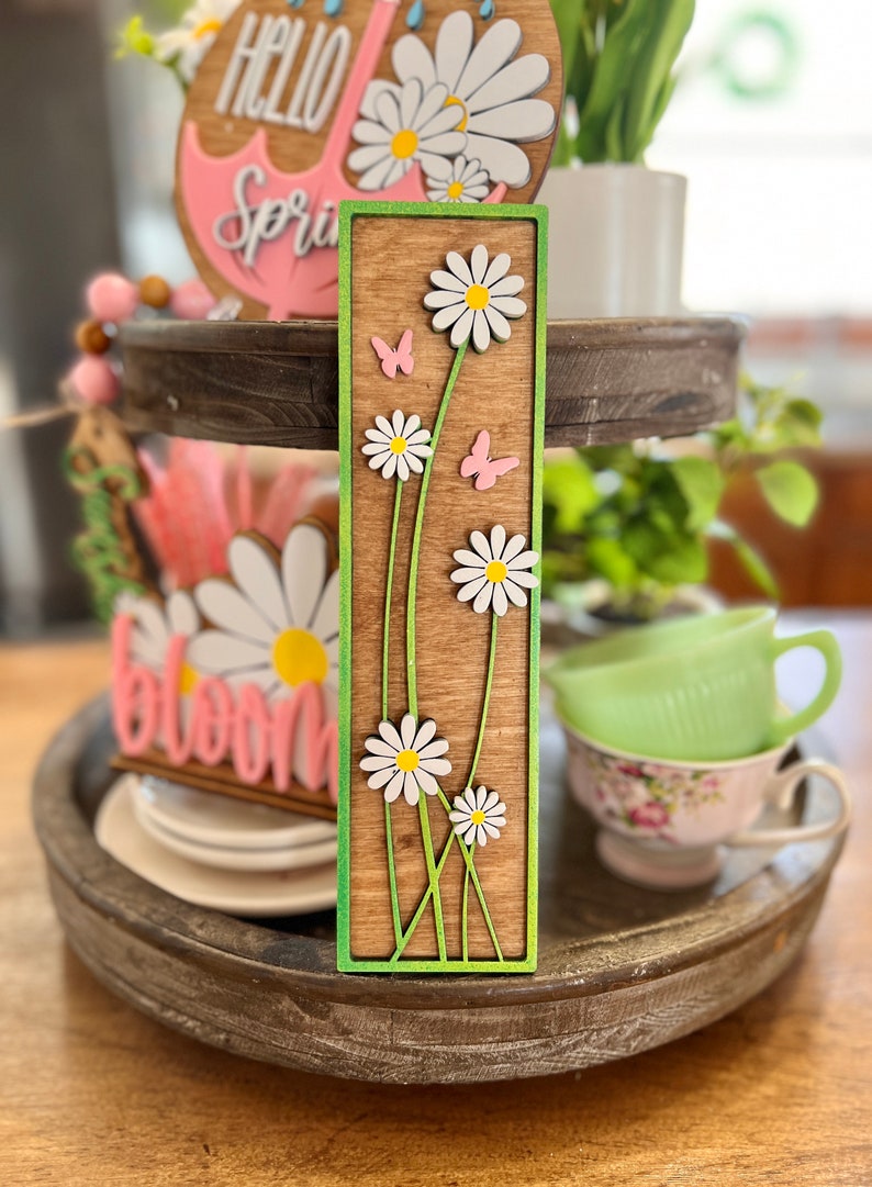 Daisy Spring set, adorable addition to your farmhouse / cottage tiered tray & hutch Dining room decor Centerpiece D62 tall daisy sign