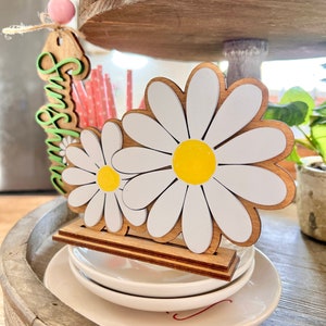 Daisy Spring set, adorable addition to your farmhouse / cottage tiered tray & hutch Dining room decor Centerpiece D62 double daisy stand