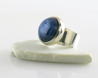 Bague en argent sterling, bague avec pierre cyanite, fait main