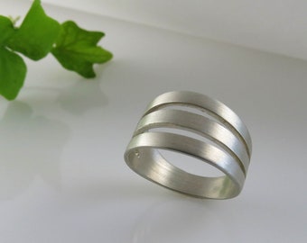 Sterling silver ring, 925 silver ring with three bands, handmade jewel