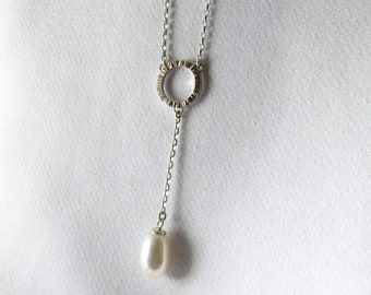 White freshwater pearl sterling silver necklace, white natural pearl necklace, handmade hammered circle necklace