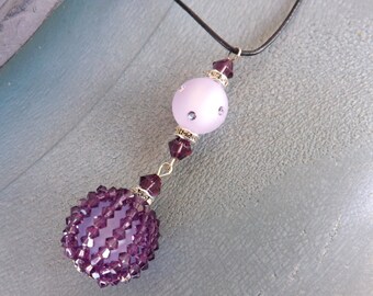 Pendente in cristallo Swarovski "Amethyst" e laccetto in cuoio nero