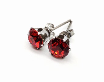 Orecchini strass 6 mm 'Scarlet' e acciaio inossidabile