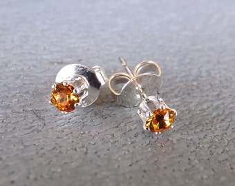 Orecchini Swarovski 3mm "topaz" e argento 925