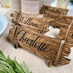 Marque-places personnalisés pour mariage, marque-places en bois pour mariage, marque-places gravés pour mariage, noms de couverts