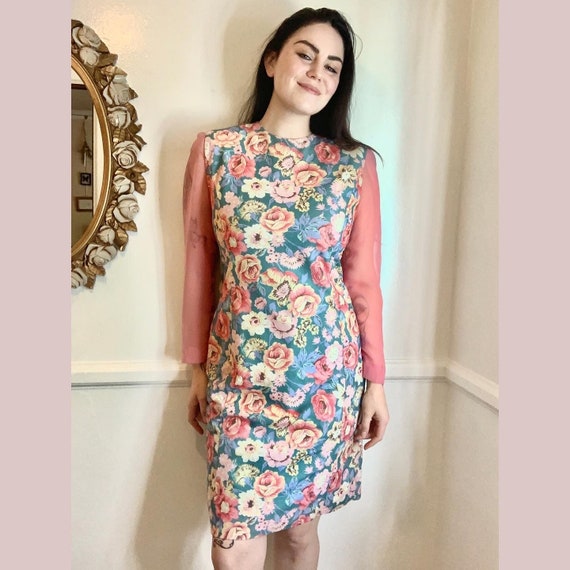 Vintage 1960's pastel floral dress with sheer pin… - image 1