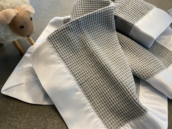 Cotton waffle blanket with satin trim 2025