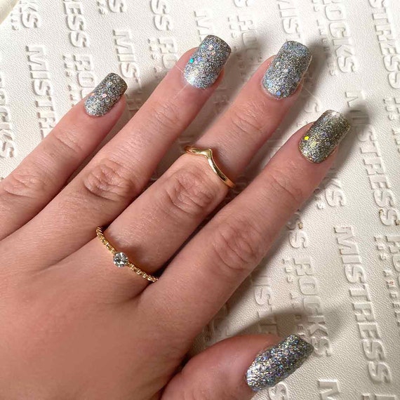 Tumblr | White glitter nails, White acrylic nails, White sparkle nails