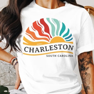Charleston T-Shirt, Charleston Gift, South Carolina Shirt, South Carolina Gift, Charleston Tourist Gift, Retro Sweatshirt