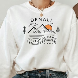 Denali National Park Sweatshirt, Alaska Sweatshirt, Adventure Sweatshirt, National Park Sweater, Travel Sweatshirt, Denali Souvenirs