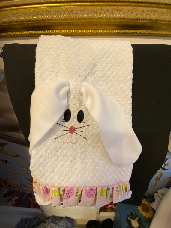 Kitchen Towels  The Preppy Bunny