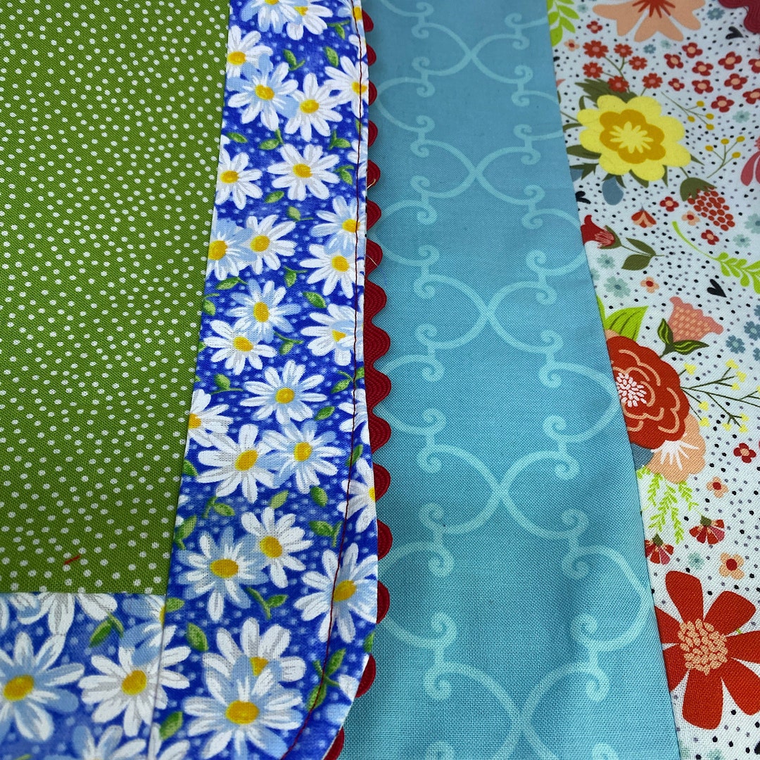 Embroidered Placemats Daisy Table Mats Reversible Placemats Etsy