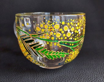 Handgeschilderde glazen mok mimosabloemen, gepersonaliseerde theekop, 17 oz