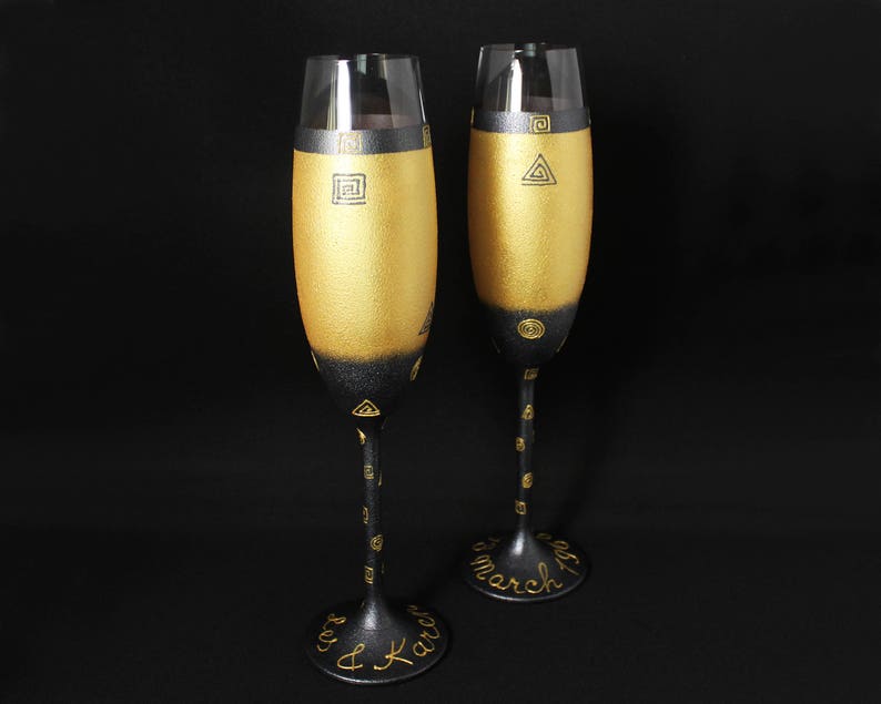 Personalized Champagne Glasses Wedding Flutes Painted Glasses Etsy