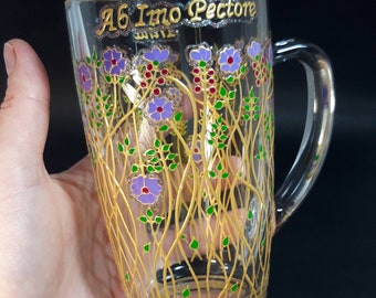 Handgeschilderde glazen koffiemok met violette bloem, cadeau voor moeder