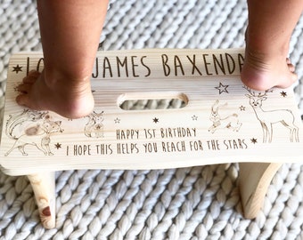 1st birthday gift, Unisex, Personalised stool, Personalised chair, Childs stool, Kids chair, Woodland theme, Animals, Wood stool