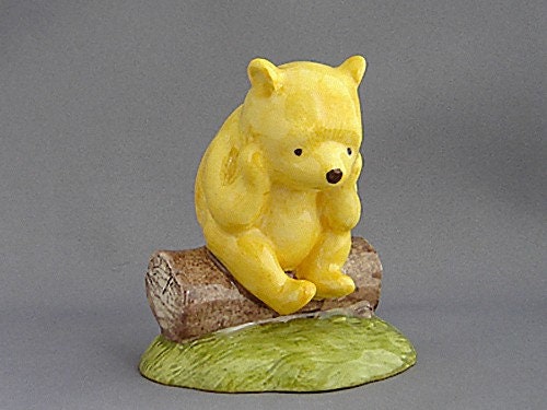 Winnie the Pooh Under the Name mr Sanders WP36 - Etsy