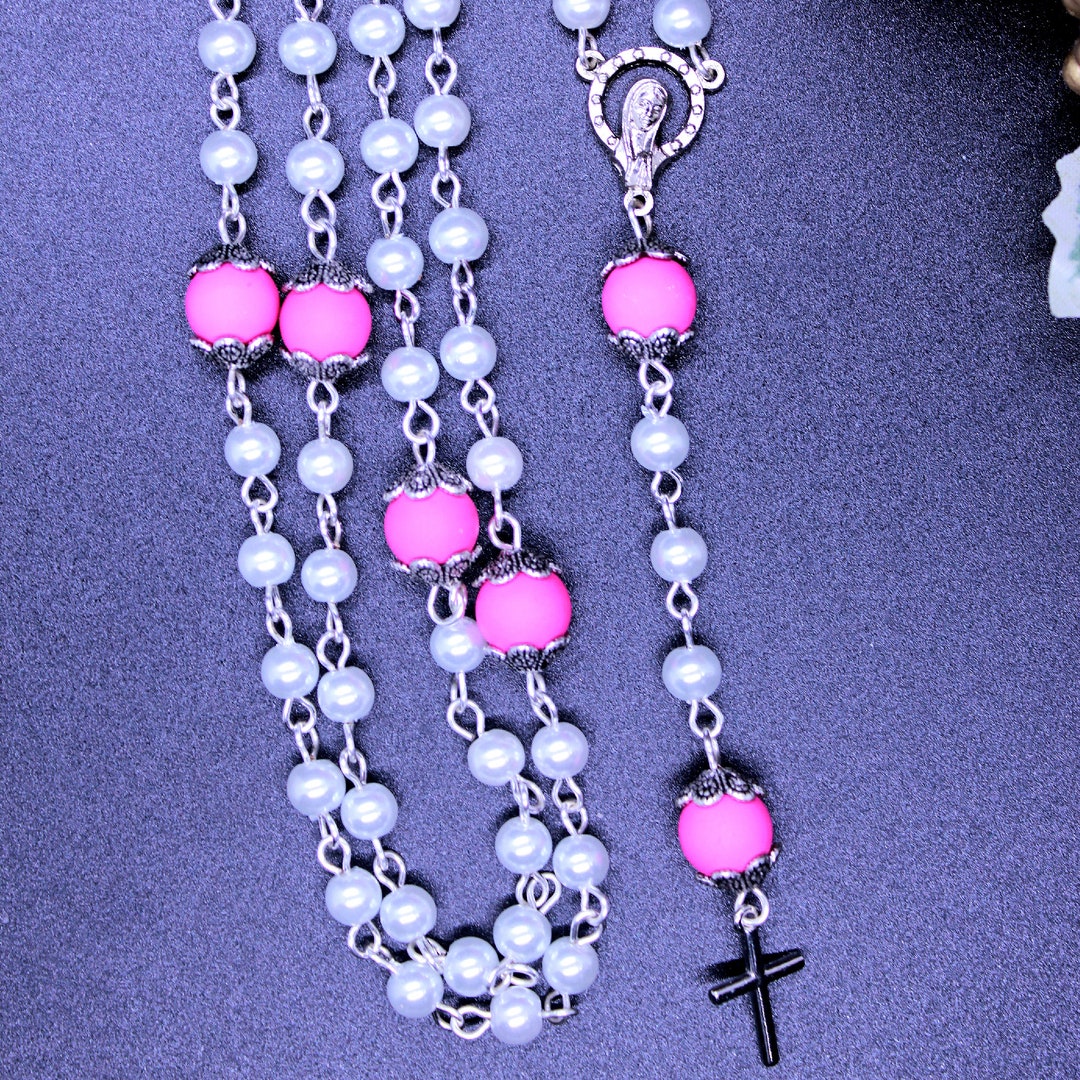 59 Bead Rosary With White Faux Pearls and Silvertone Centerpiece and