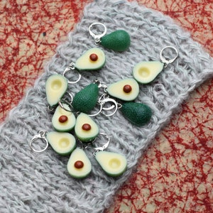 2 x Avocado Stitch Marker a Pair, one with stone, one without image 2