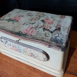 Antique box.1890.Antique chest. jewellery chest.Solid wood jewellery storage.Jewelry storage.Sewing box.Knitting box.Butterfly box.