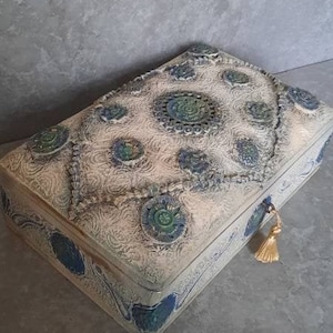 Anglo indische Schmuck-Box geschnitzt indischen box.shabby chic, Schmuck-Box, Schatulle, antike Schmuck-Box, Schmuck-Box, rustikale Creme Schmuck-Box.