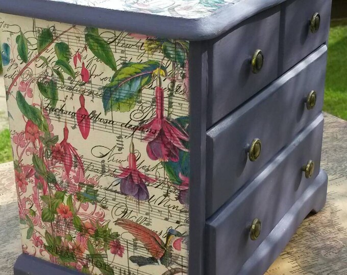 Jewellery Boxes Cabinets Victorias Vintage Chic
