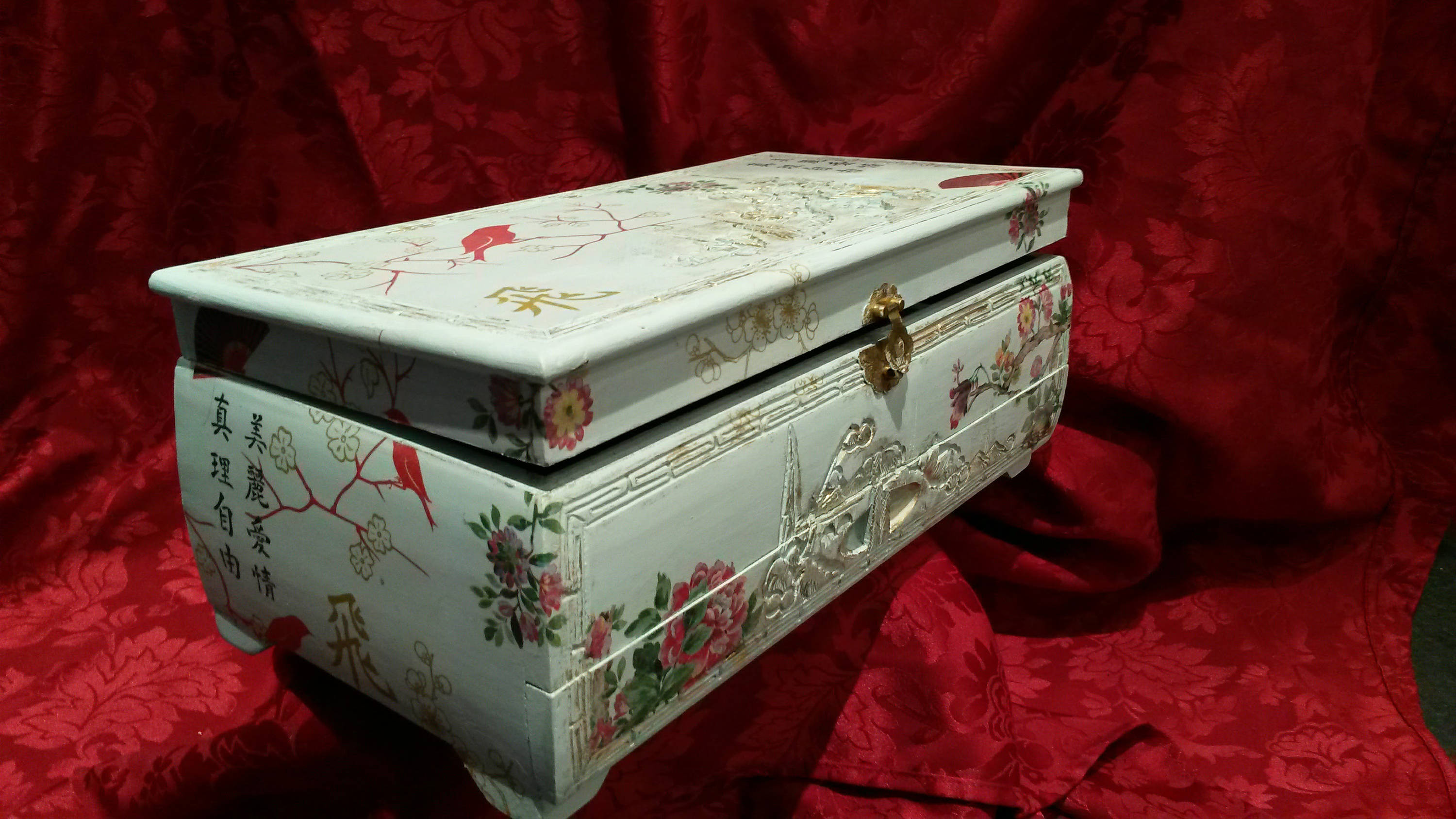 Oriental Jewelry box, Large chest,Shabby chic,large jewelry box,carved