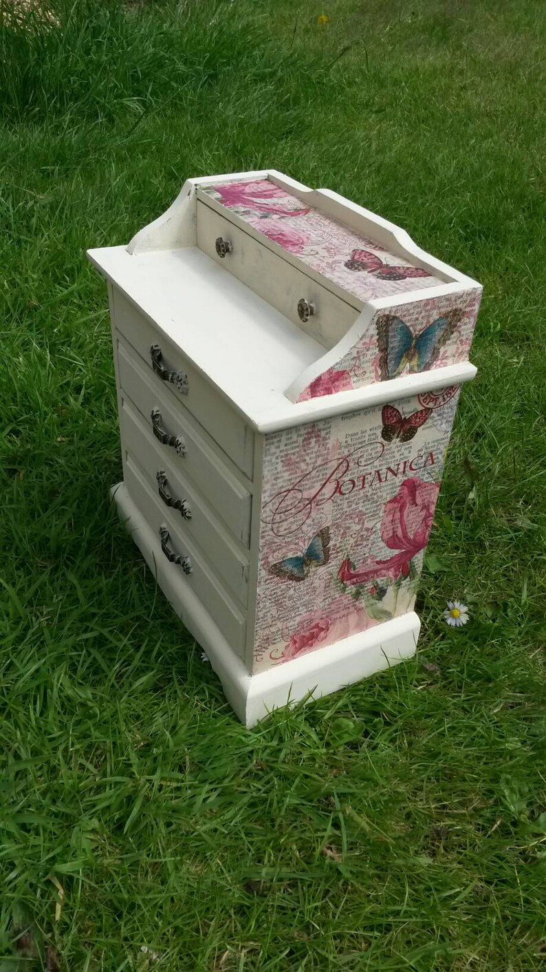 jewellery box,jewelry box butterfly,decoupage chest of drawers,pink vintage shabby chic,mini chest drawers,Bureau style,jewelry armoire