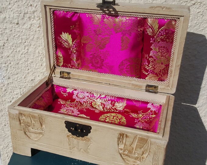 Antique/vintage oriental carved jewelry box 1900,large antique jewelry box.keepsake chest.Chinese Junk chest shabby chic jewellery chest
