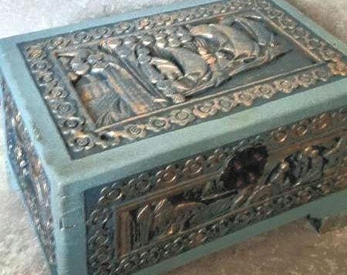 Oriental camphor chest.large Antique oriental jewellery box teal.cir1900.antique chest.large asian box.large stash box.oriental carved chest