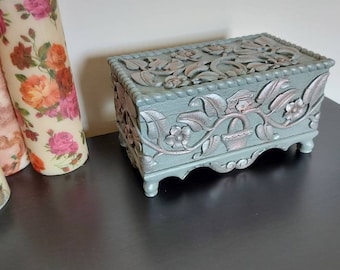 Vintage carved box chest.solid wood.jewelry storage,Trinket box,jewellery box. jewelry,chest drawers.armoire.flowers.grey pink jewellery box