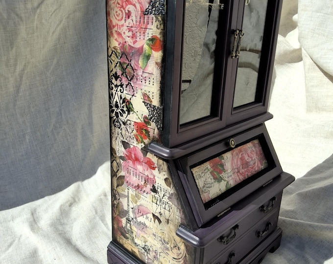 Extra large jewellery cabinet.jewelry storage.wardrobe jewelry,chest drawers.Paris.butterfly.Paris jewelrycabinet.french.armoire.