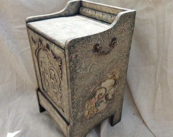 Purdonian.Purdonium.table.Knitting storage, shabby chic. Side table.Antique Edwardian Coal Purdonium Cabinet Pot Cupboard.magazine storage