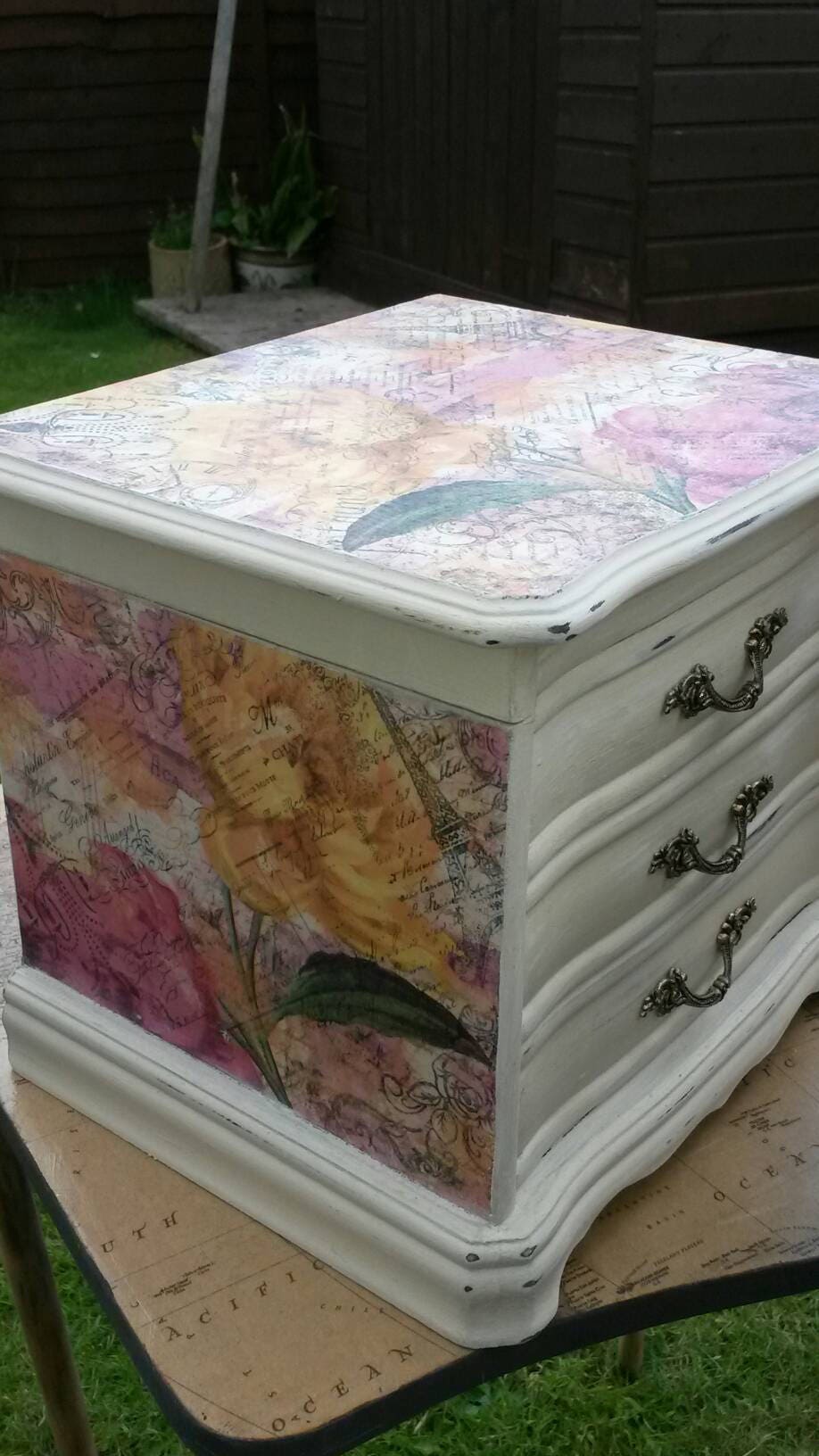 jewellery box,jewelry box butterfly,decoupage chest of drawers,pink vintage shabby chic,mini chest drawers,Bureau style,jewelry armoire