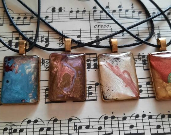 Abstract art Pendant,Fluid Art Pendant,Gold rectangle Pendant,Necklace,Resin Pendant, rectangle Pendant,handmade resin Pendant