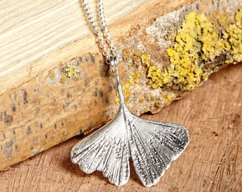 Ginkgo Leaf Pendant, Silver Ginkgo Necklace, Ginkgo Leaf Jewelry, Ginkgo Biloba Leaf, Bohemian Jewelry, Leaf Necklace, Botanical Pendant