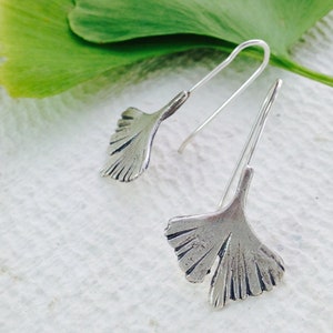 Silver Earrings, Ginkgo Biloba, Silver Ginkgo Leaf, Ginkgo Drop Earrings, Ginkgo Earrings, Botanical Jewel, bridesmaid gift, ginkgo earrings