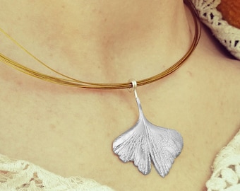 Ginkgo Leaf Pendant, Silver Ginkgo Necklace, Ginkgo Leaf Jewelry, Ginkgo Biloba Leaf, Bohemian Jewelry, Leaf Necklace, Botanical Pendant