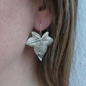 Silver Ivy Leaf, Ivy Leaf Jewelry, Leaf Jewel, Botanical Jewel, wedding gift, Art nouveau, Gift for her, Bohemian Jewel, Silver Ivy