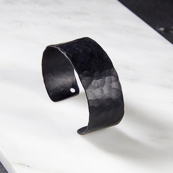 Black arm cuff clearance