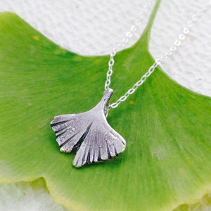 Silver Ginkgo Leaf, Silver Necklace, Ginkgo Necklace, Ginkgo Biloba, Bohemian Jewel, Botanical Jewel, Bridesmaid gift, Silver Ginkgo Pendant