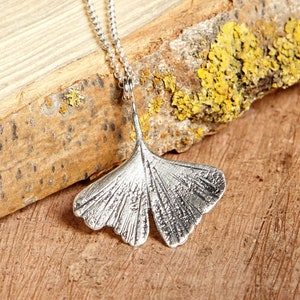 Silver Pendant, Ginkgo Necklace, Silver ginkgo, silver ginkgo leaf, ginkgo pendant, wedding gift, bridesmaid gift, Silver Gingko Pendant