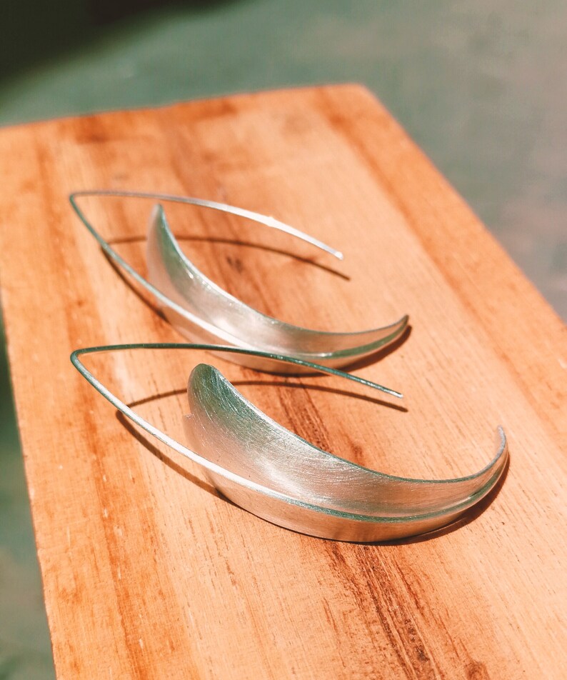 Silver Hoop Earrings, Casual Jewels, Light Hoop Earrings, Modern jewel, Best Friend Gift, Birthday Gift, Natural Inspiration, Medium Hoops image 2