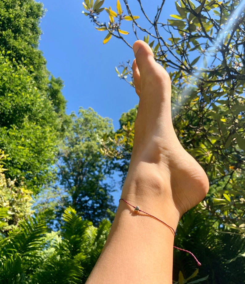 Boho Summer Body Jewelry Ready to Ship Beachy Ocean Anklets Dainty Heart Charm Anklet Polyester Waxed Cord Adjustable Bracelet