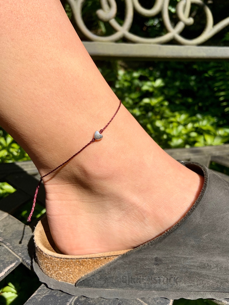 Boho Summer Body Jewelry Ready to Ship Beachy Ocean Anklets Dainty Heart Charm Anklet Polyester Waxed Cord Adjustable Bracelet