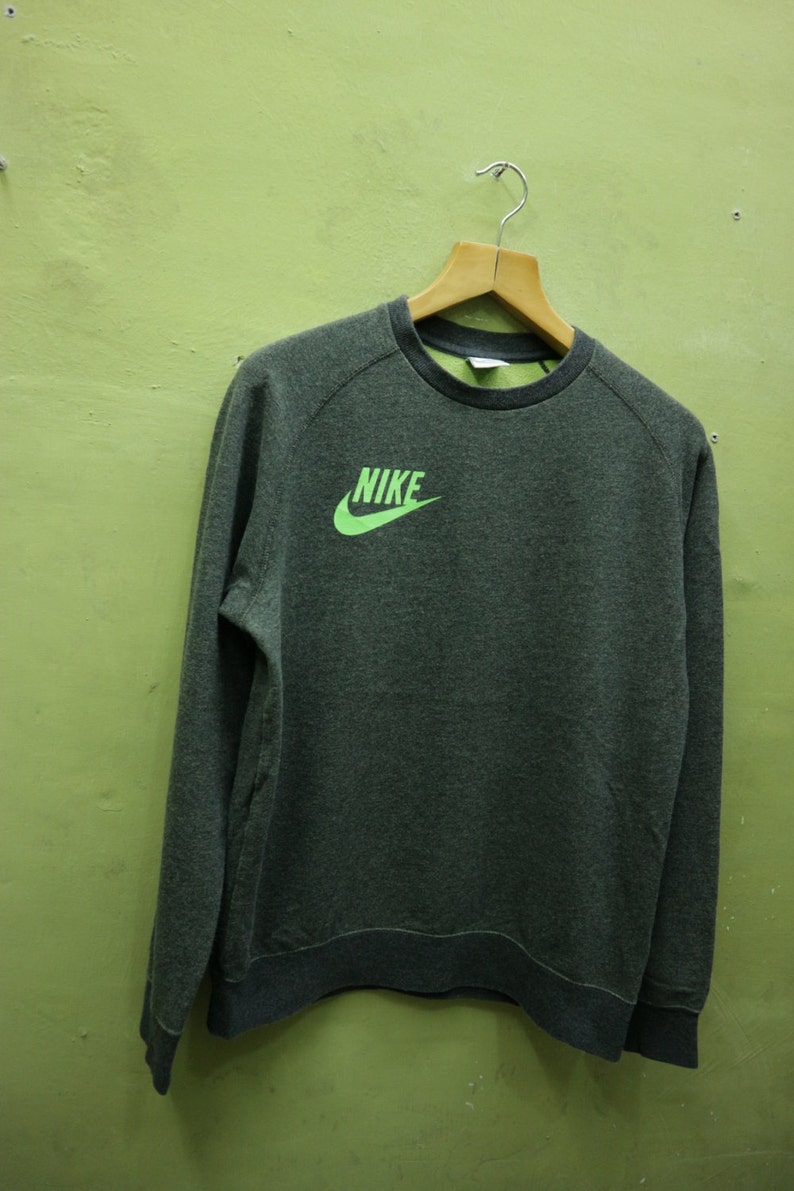 american vintage nike sweatshirt
