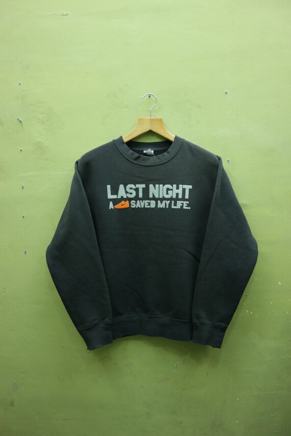 Vintage Nike Sweatshirt Sports Training 