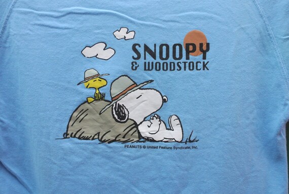 Vintage Peanuts Snoopy T-shirt Big Logo 