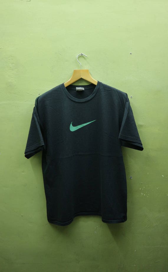 nike t shirt streetwear
