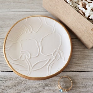 Botanical Trinket Dish, Ring Holder, Jewelry Dish, White, Gold, Sweet Pea Flower, Gift for Her, Gift Boxed, IN STOCK image 3